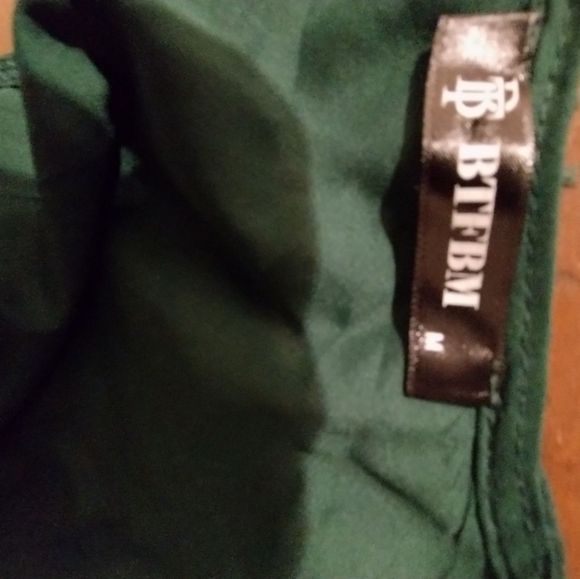 Green romper - Picture 4 of 4